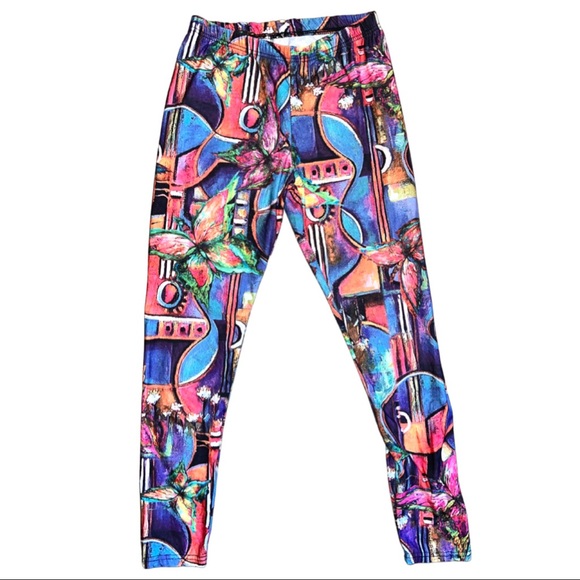 Artsy Geometric Butterfly Multi Colored Leggings - Picture 5 of 9
